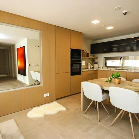 Penthouse, Amazing Sea Views, Plunge Pool And Bbq 公寓 *