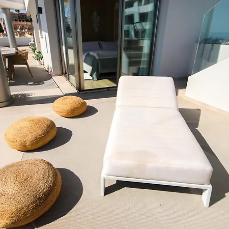 아파트 Penthouse, Amazing Sea Views, Plunge Pool And Bbq