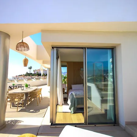 아파트 Penthouse, Amazing Sea Views, Plunge Pool And Bbq 푸엔히롤라
