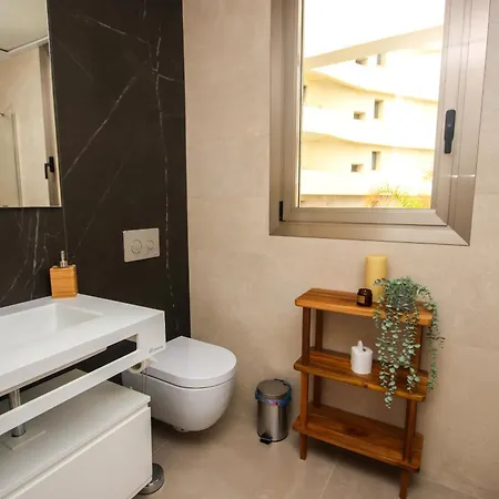 Penthouse, Amazing Sea Views, Plunge Pool And Bbq 푸엔히롤라