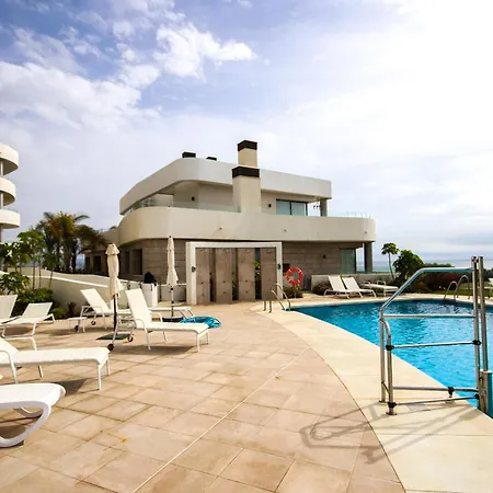 아파트 Penthouse, Amazing Sea Views, Plunge Pool And Bbq 푸엔히롤라