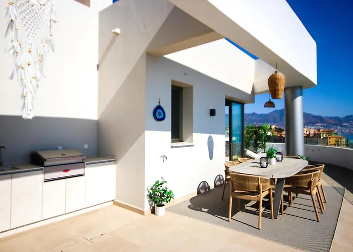 Penthouse, Amazing Sea Views, Plunge Pool And Bbq * Fuengirola