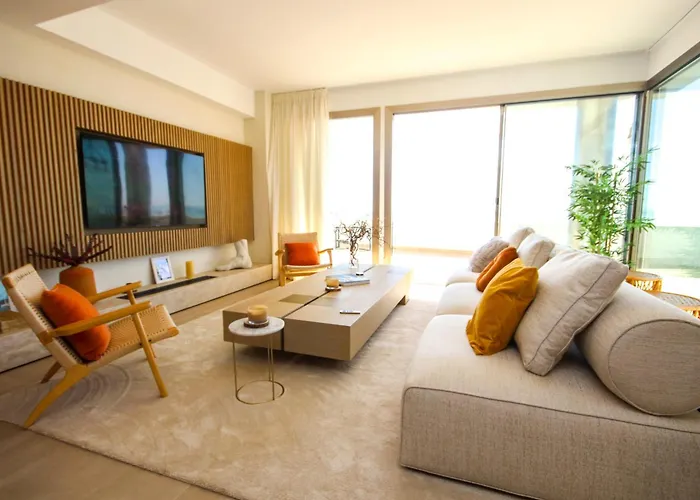 Apartment Penthouse, Amazing Sea Views, Plunge Pool And Bbq Fuengirola