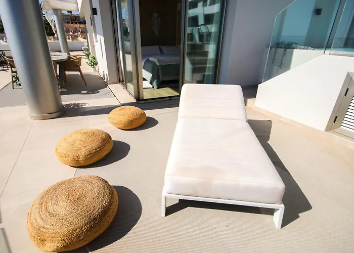 Apartment Penthouse, Amazing Sea Views, Plunge Pool And Bbq