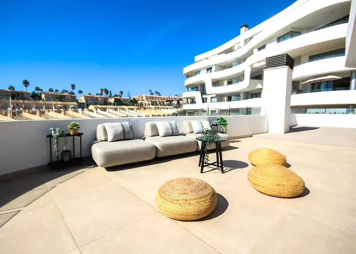 Apartment Penthouse, Amazing Sea Views, Plunge Pool And Bbq