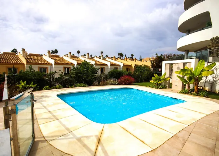 Apartment Penthouse, Amazing Sea Views, Plunge Pool And Bbq